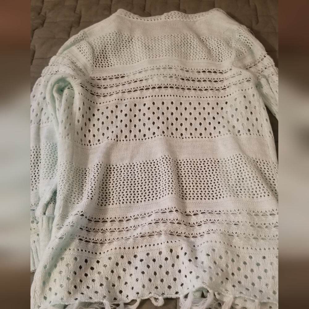 Turquoise pull over large - Picture 2 of 2